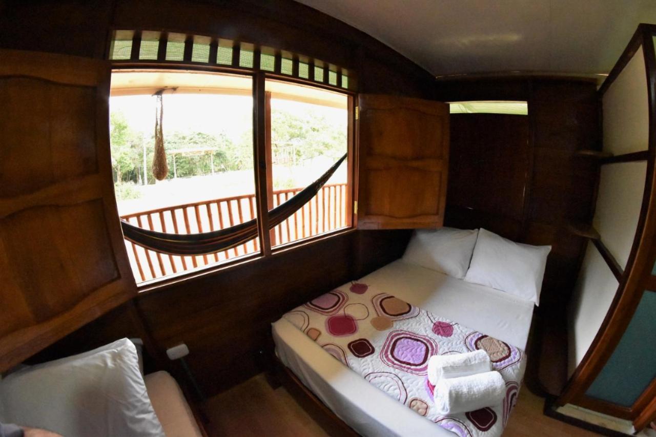 Hostal Cano Nevera La Macarena エクステリア 写真