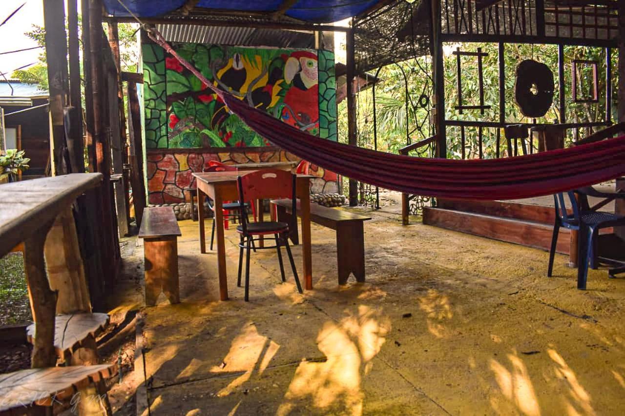 Hostal Cano Nevera La Macarena エクステリア 写真