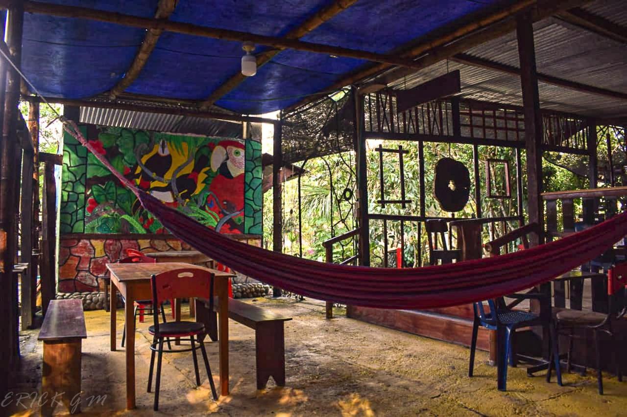 Hostal Cano Nevera La Macarena エクステリア 写真
