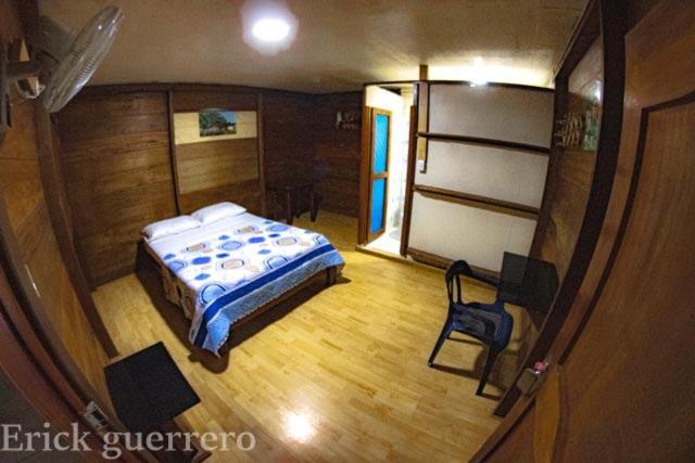 Hostal Cano Nevera La Macarena エクステリア 写真
